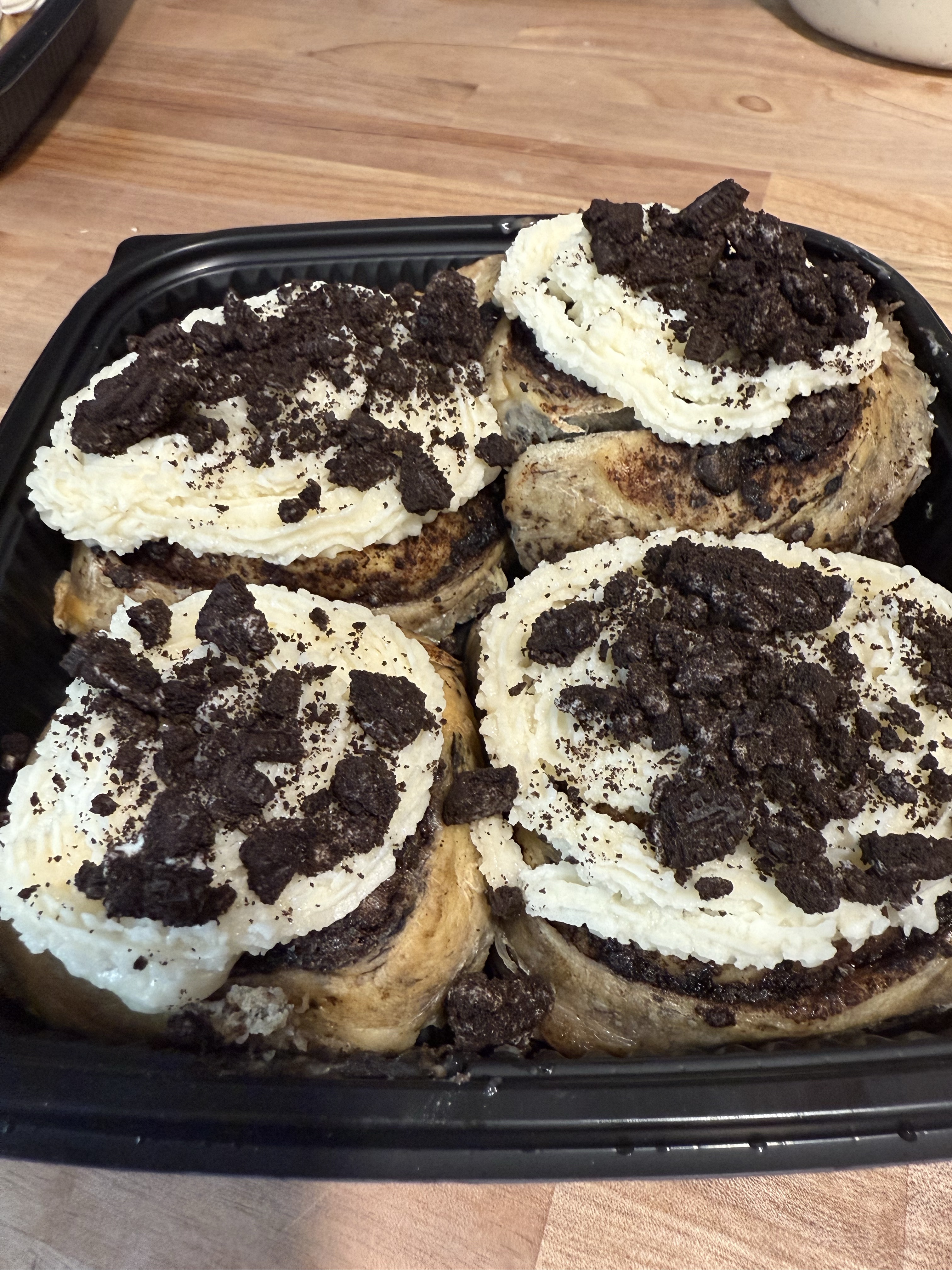 Oreo Cinnamon Roll