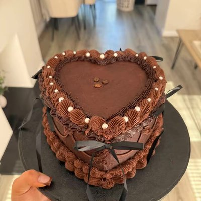 8” Heart Shaped Cake