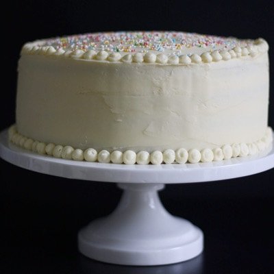 two layer 10 inch cake include’s basic decorations 
