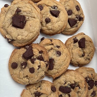 12 cookies - full dozen