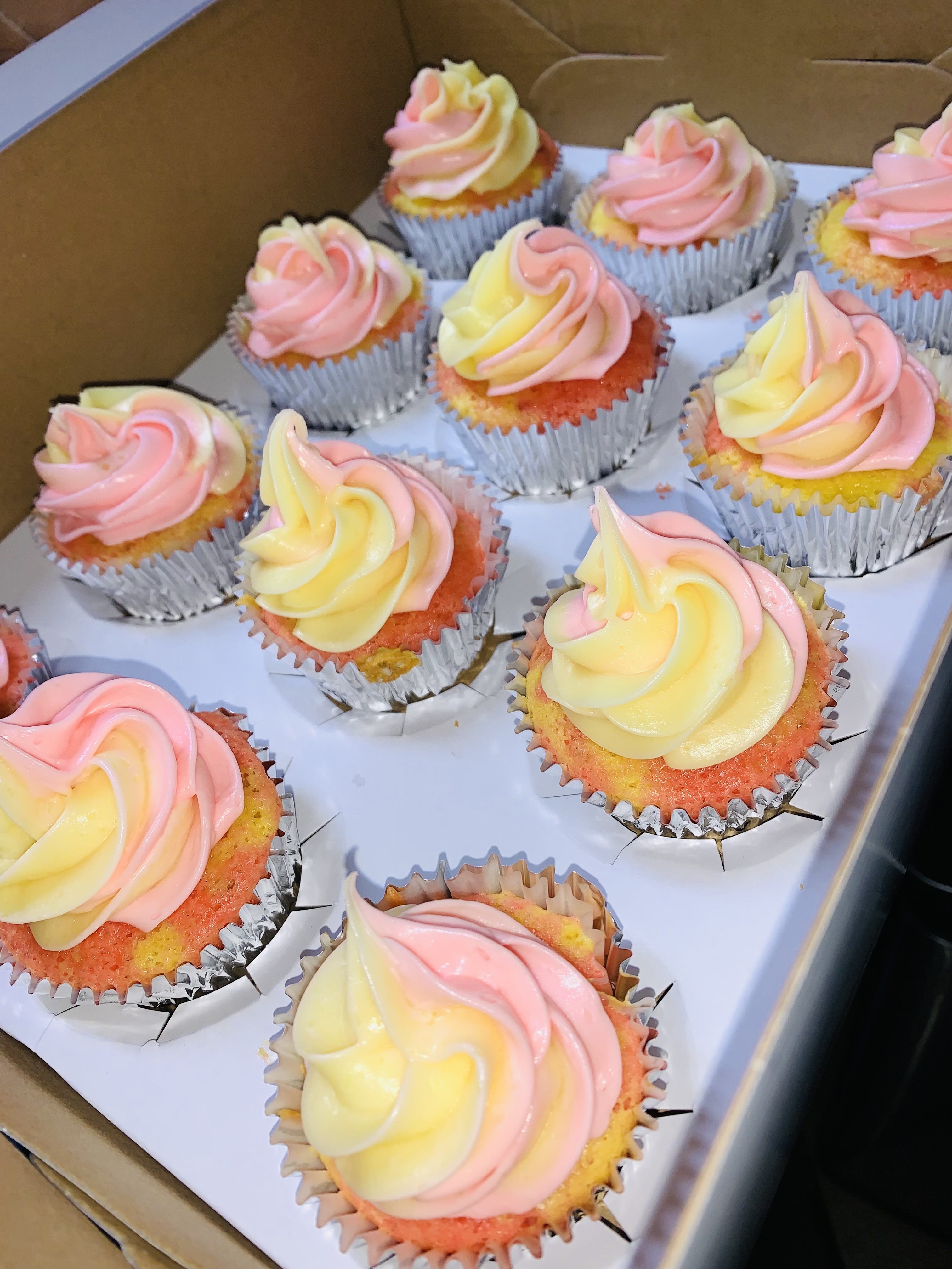 Strawberry Lemonade Cupcakes