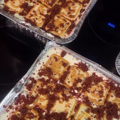 Red Velvet Banana Pudding Pan