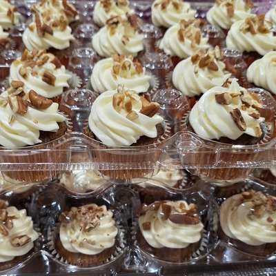 Carrot Cake w/ Cream Cheese Icing & Pecans