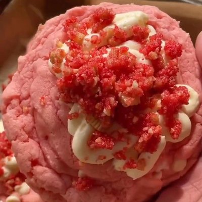 Strawberry Cheesecake Exotic Cookie