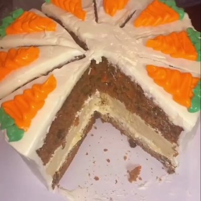 Carrot Cheesecake Cake 8x3 Layers Servings 25-30