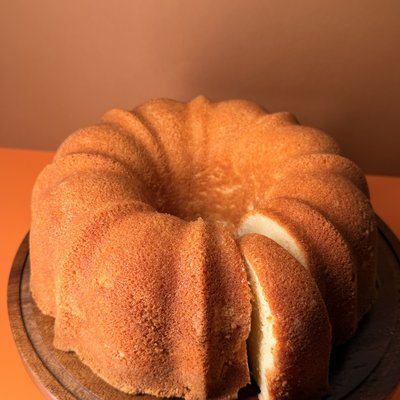 Whole Pound Cake 