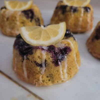 Mini Liv's Signature Lemon Blueberry