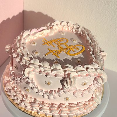 8” Custom 3 Leches Cake