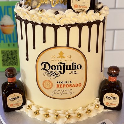 Moet Drip Cake 