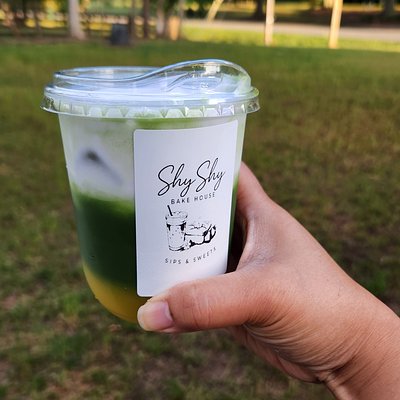 Mango Yuzu Matcha Latte 