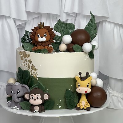 Green Safari Cake