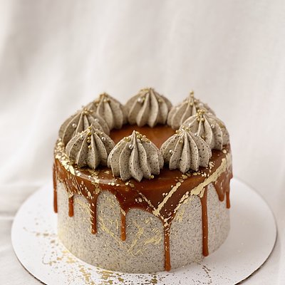 6-inch Mini Ube Cookies & Cream Cake (serves 6-8)
