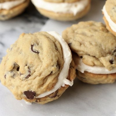 Chocolate Chip Sammies 