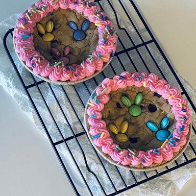 Cookie Cake Mini Cups 6,8,10 Inch In Flavor And Icing Of Your Choice