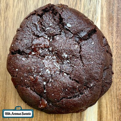Dark Chocolate Salted Caramel Cookies (per dozen)