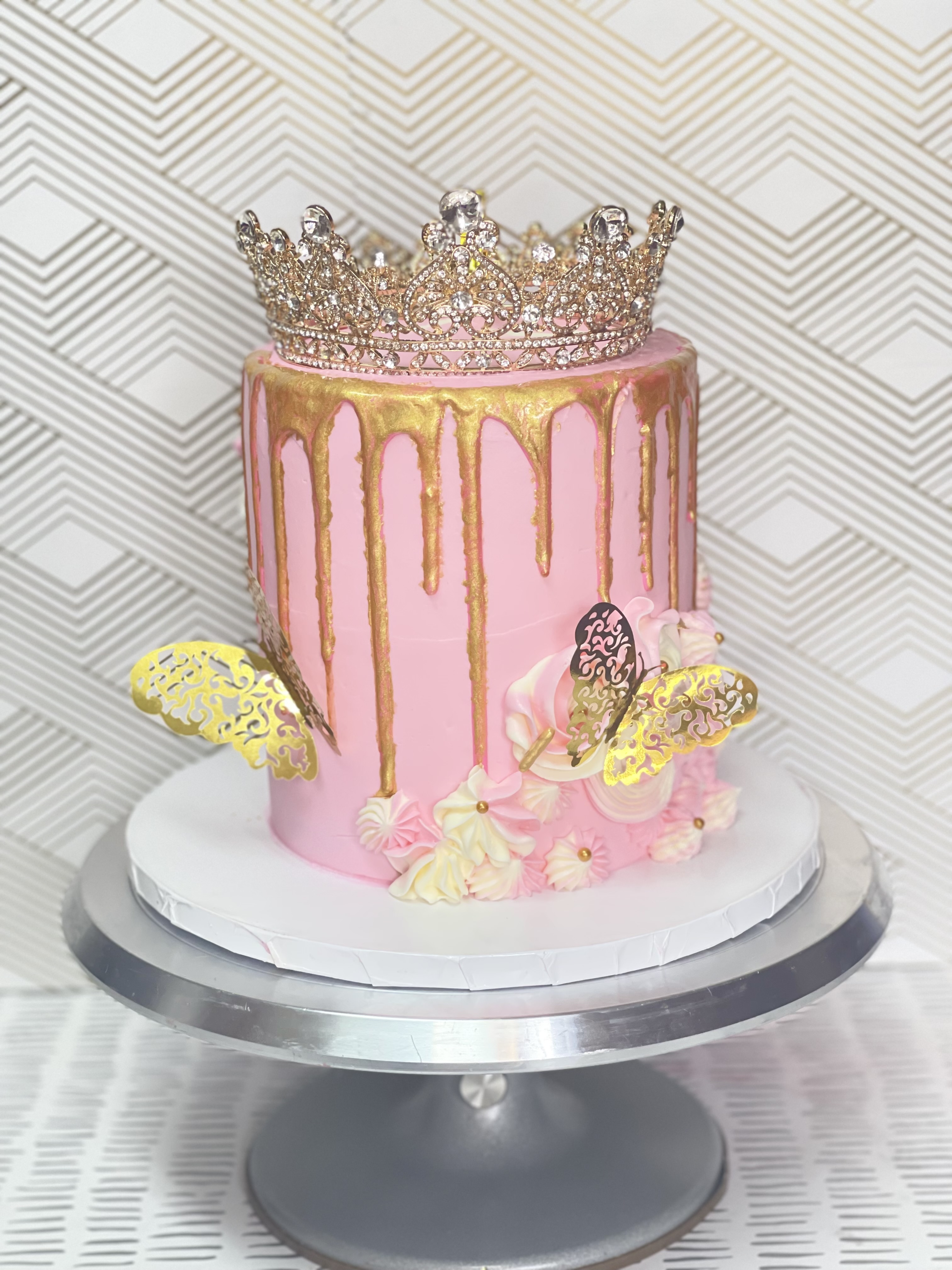 Custom Cake (6in) 3 Layers