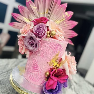 Custom Cakes 10Inch 1 Tier 