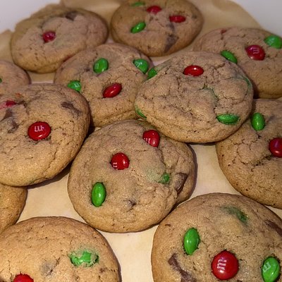 M&M Cookies 1/2 Dozen 