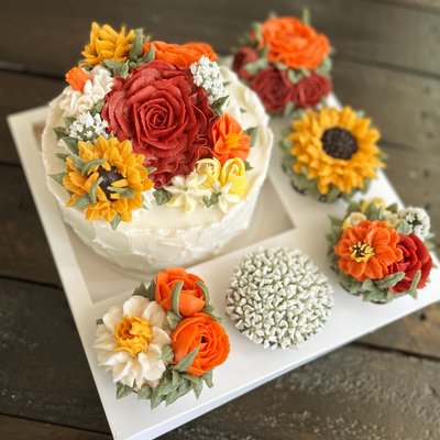 6”/2 Layer Bento Cake 2/4 Cupcakes