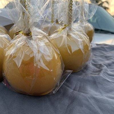 12ct Candy Or Chocolate Apple