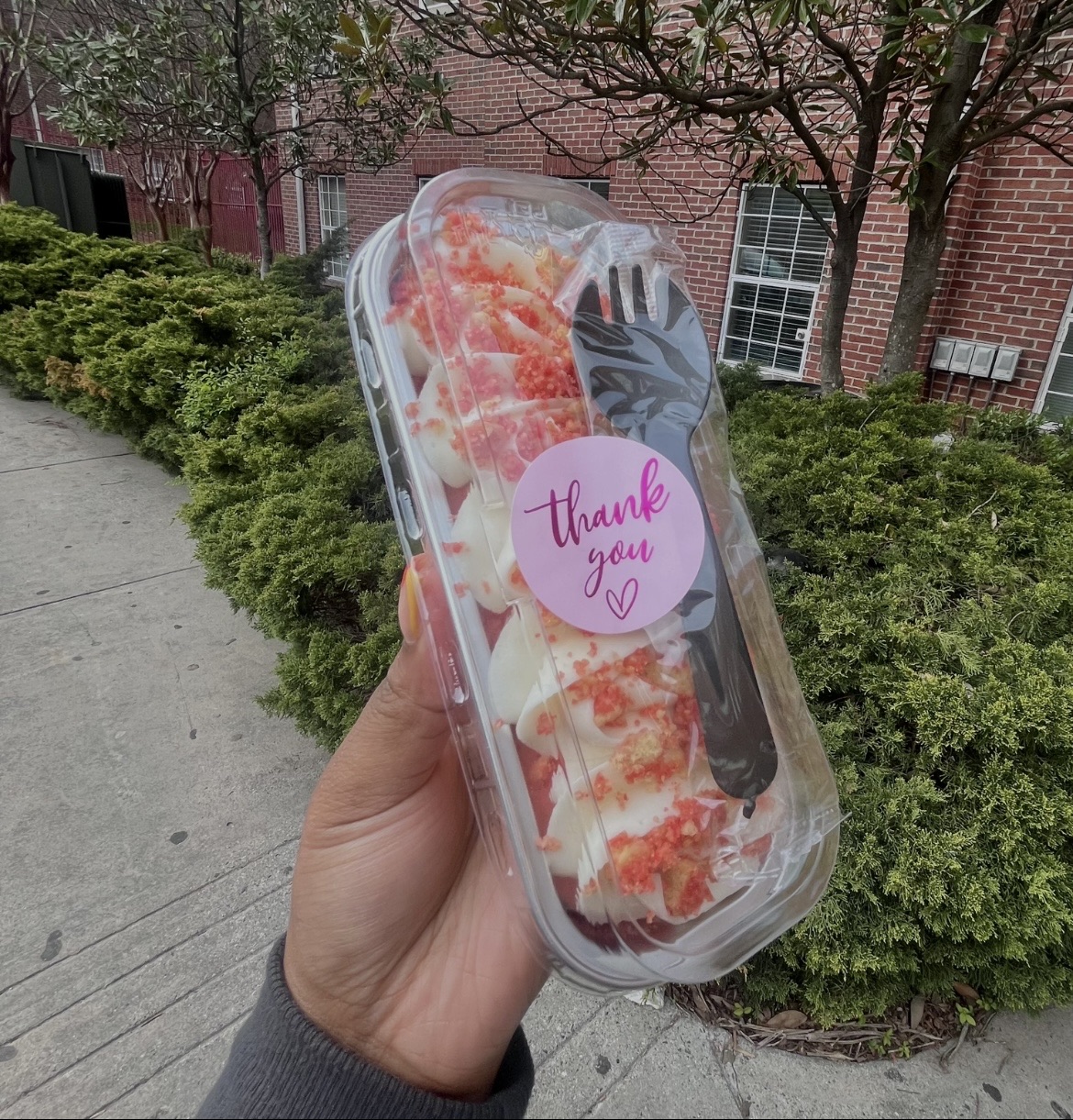 Mini Strawberry Crunch Cake (10/3 Preorder)