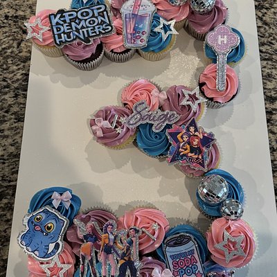 number cupcake cake (single or double) 