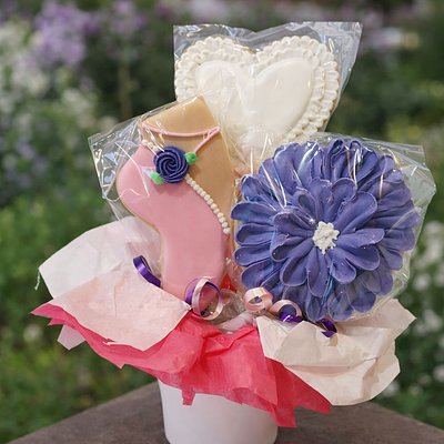 3 Piece Cookie Bouquet