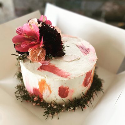 6 In 2 Layer Cake
