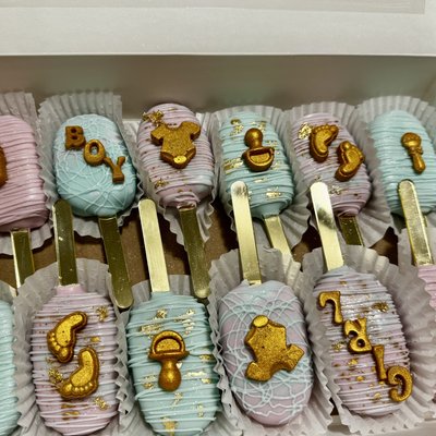 Mini Cakesicles By The Dozen