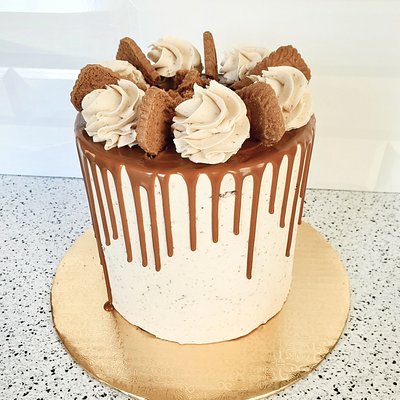 Biscoff Cake