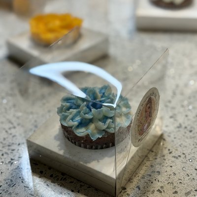 🌸 Luxe Floral Cupcake Box