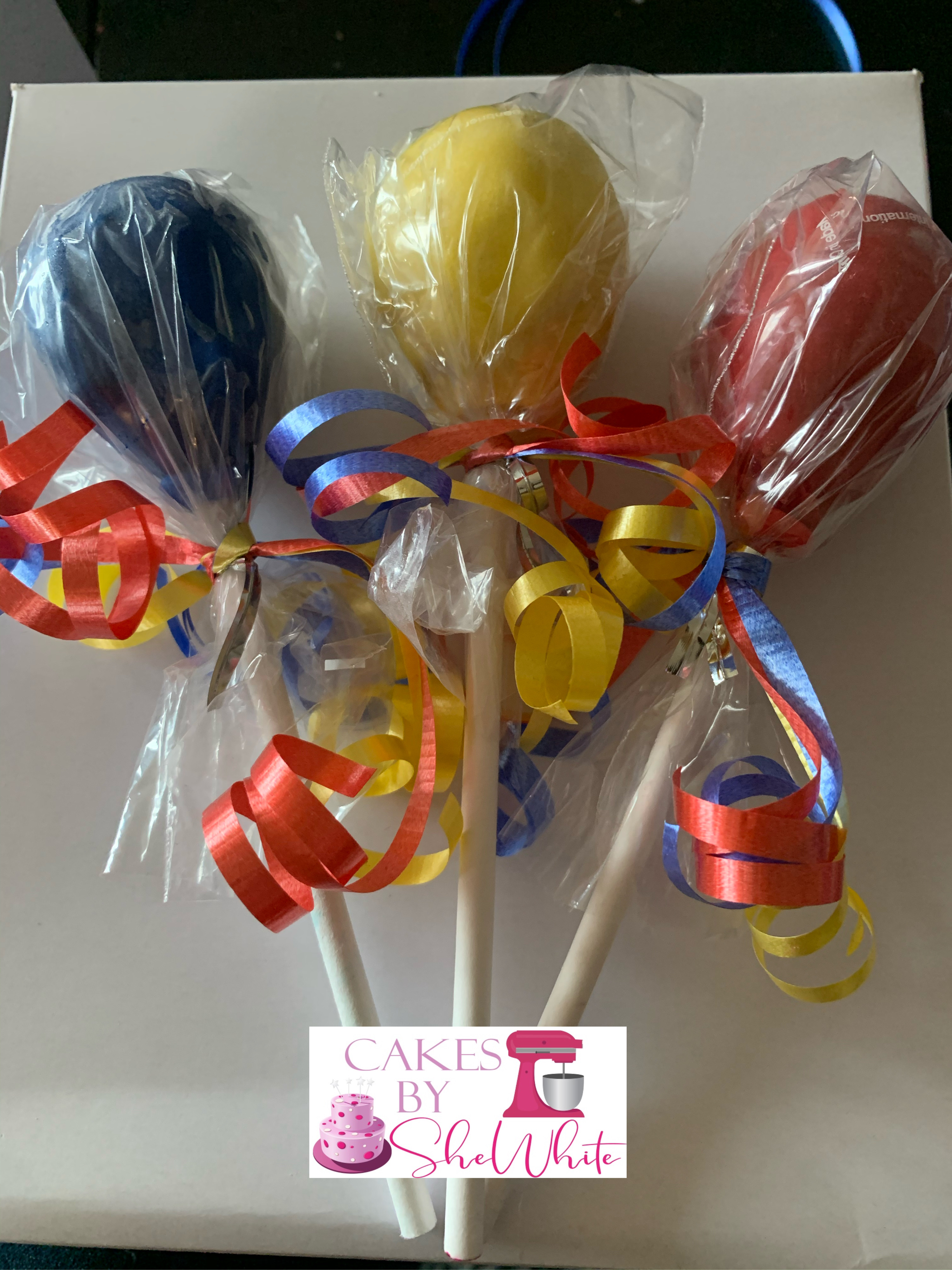 Cake Pops By The Dozen