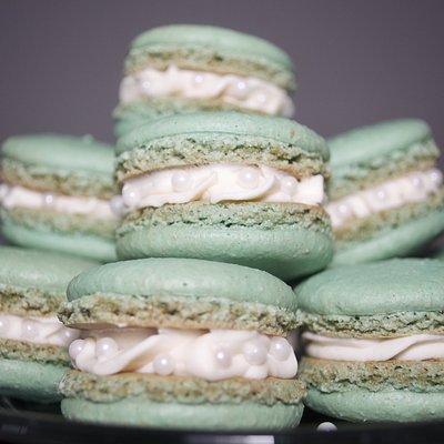 36 Macarons