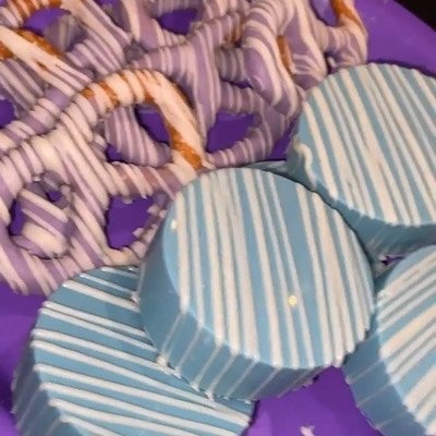 Oreo & Pretzel Party Package