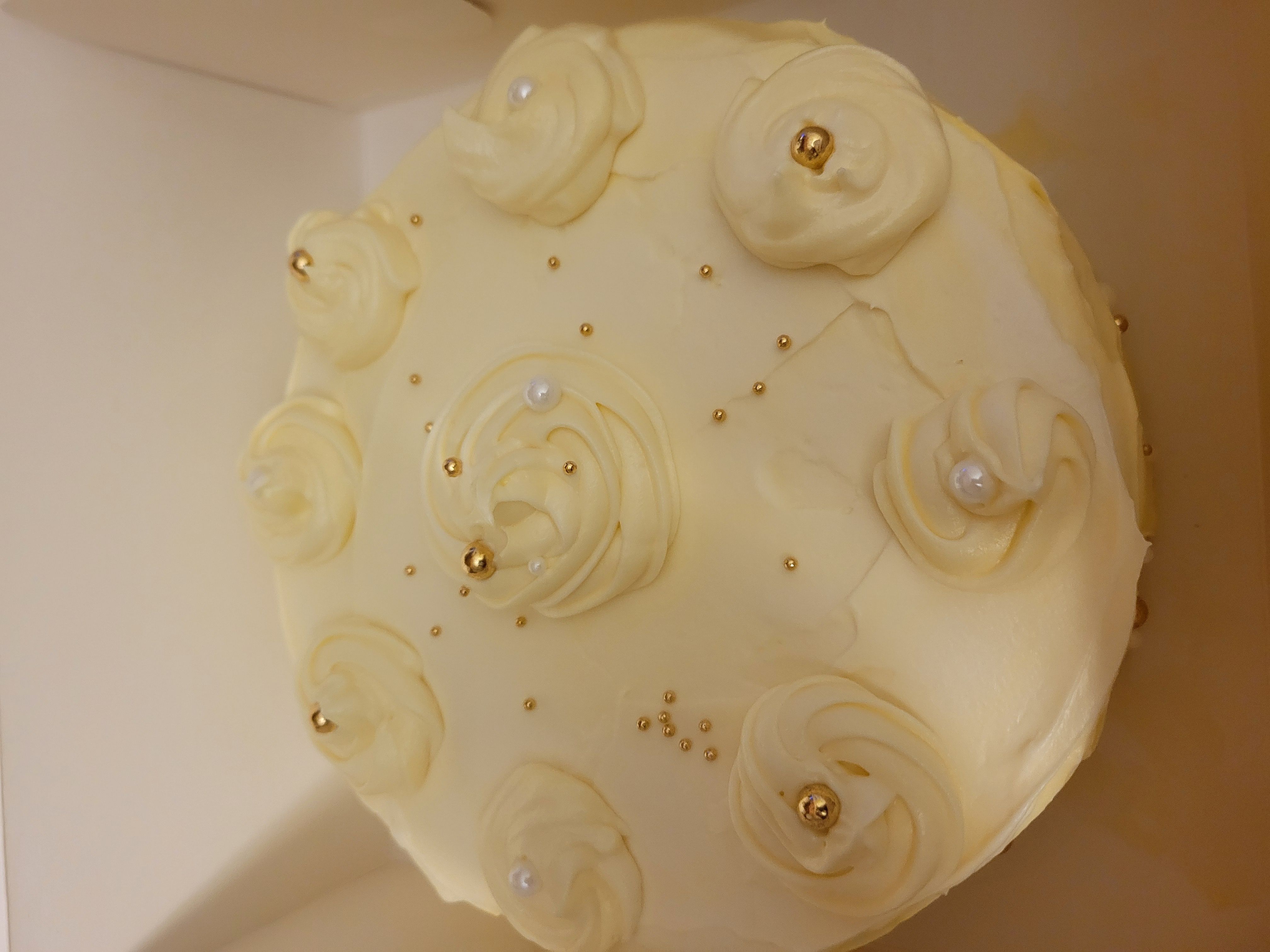 8 Inch Round - Two Layer Cake