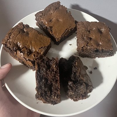 Half Dozen Brownies 