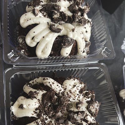 Mini Chocolate Oreo Bundt Cake