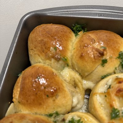 Traditional Dinner Rolls 