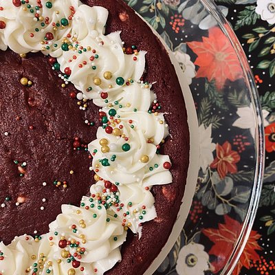 Red Velvet Cookie Cake