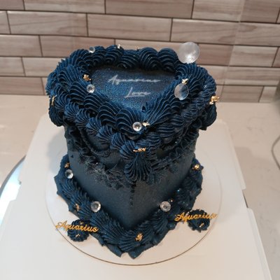 4 Inch 2 Layer Heart Shaped Cake 2-4 Servings 