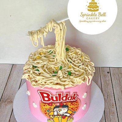 6-inch Cake (Round or Heart-Shaped)