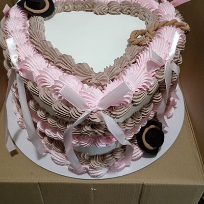 6in Heart Cake 