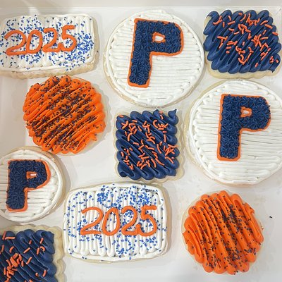 Frosted Sugar Cookies With Butter Cream Frosting 