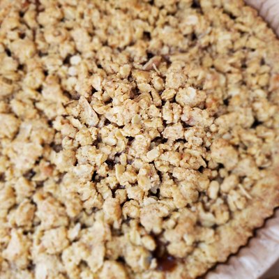 World Famous Apple Crumb Pie (9 Inches)