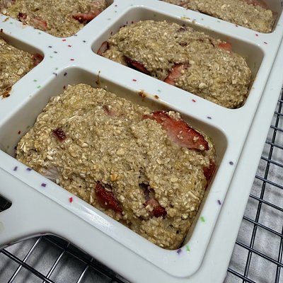 Strawberry Mini Loaves (4 Pack)