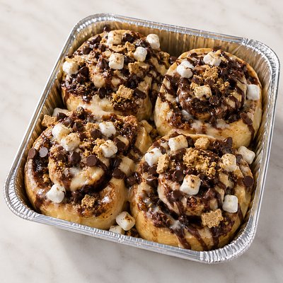S’more Cinnamon Rolls 