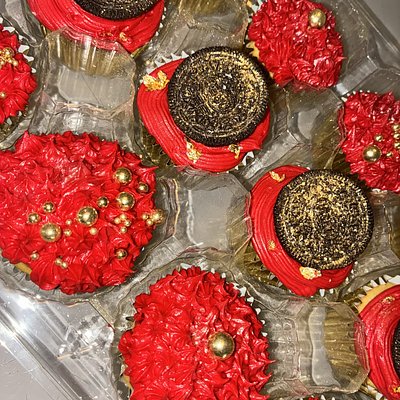 Gourmet Glam Cupcakes 