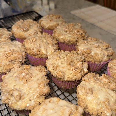 Cinnamon Crumb Cake Muffins 