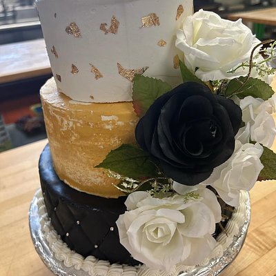 Three Tiered Cake (10,7,5inch)