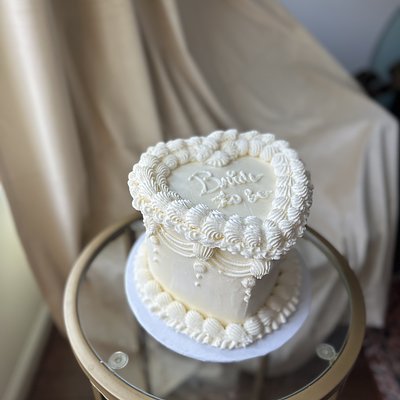 6” Romantic Heart Cake (Serves Up To 12)